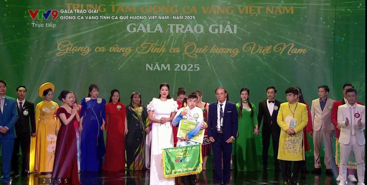 Hữu Nhân giành Giải Khán giả yêu thích nhất Tình ca quê hương
