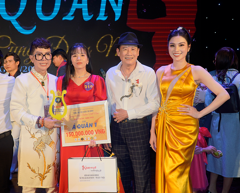 Hành trình tìm lại chính mình của Á Quân 1 Giọng ca Vàng Bolero Việt Nam