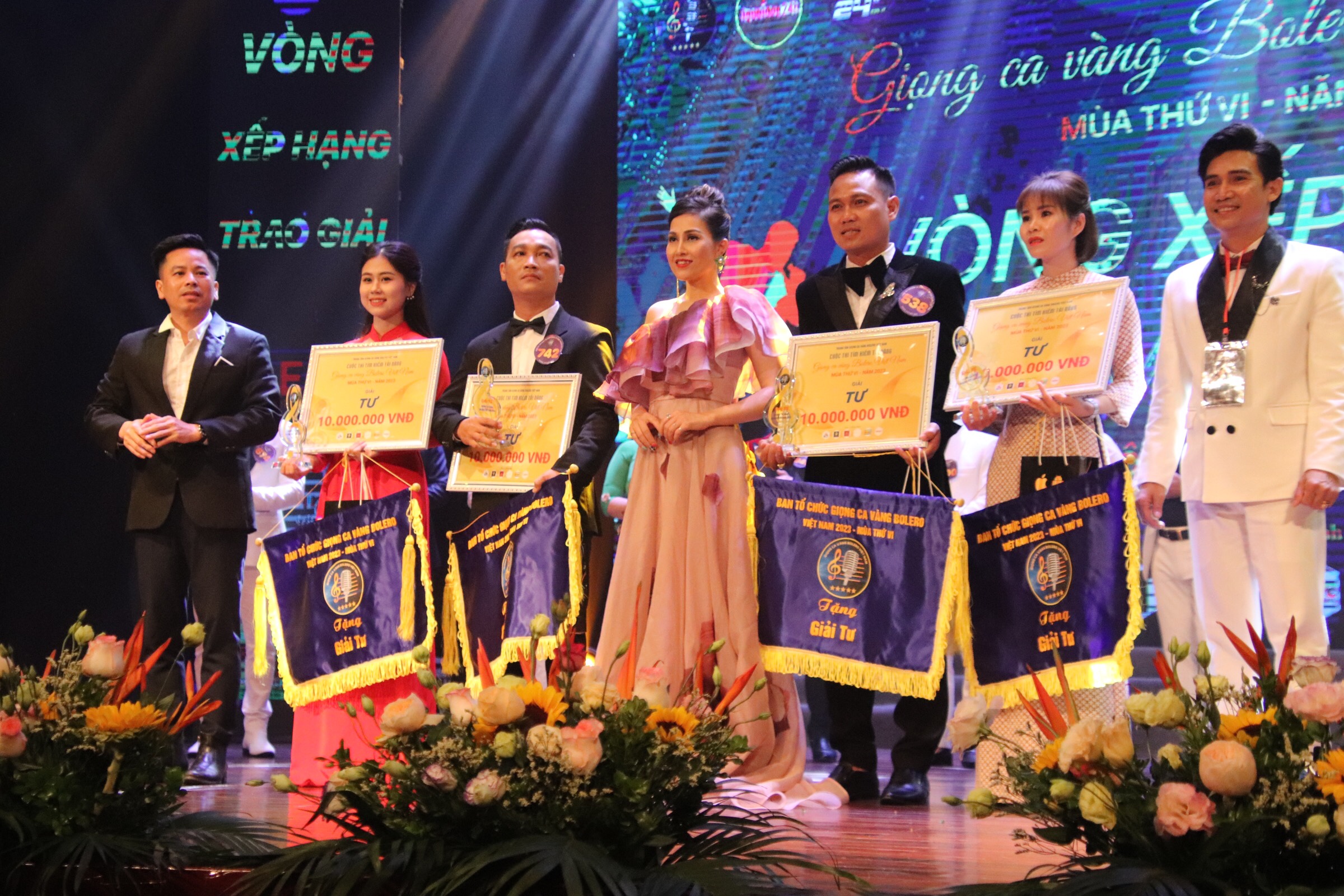 Chân dung bốn giải Tư Giọng ca Vàng Bolero Việt Nam mùa 6
