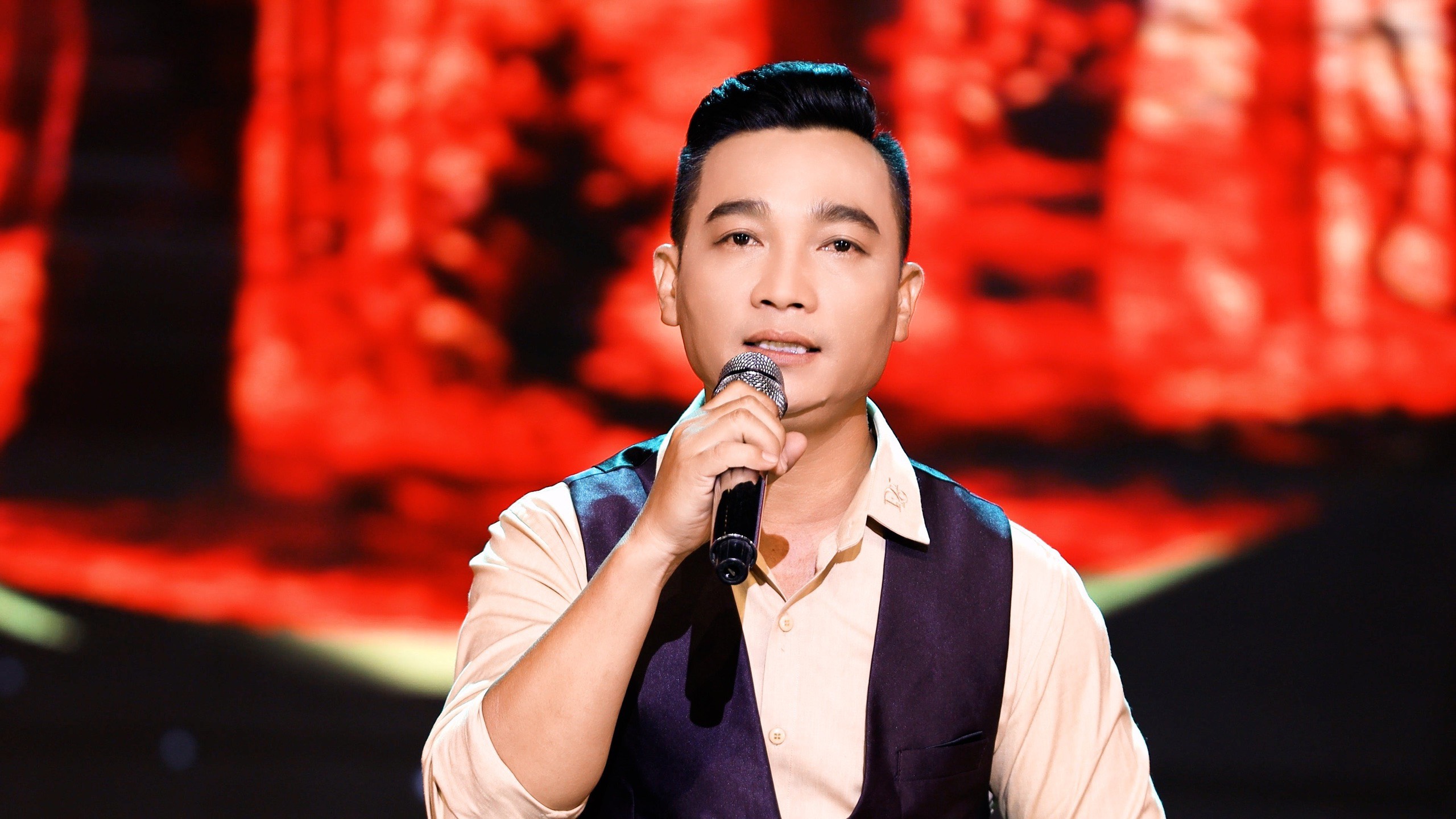 Lê Anh Bằng được gọi tên ở giải Tư Giọng ca Vàng Bolero Việt Nam