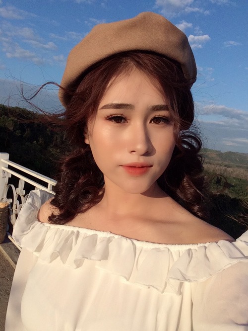 Ấn tượng vẻ đẹp của thiếu nữ Buôn Mê Thuột