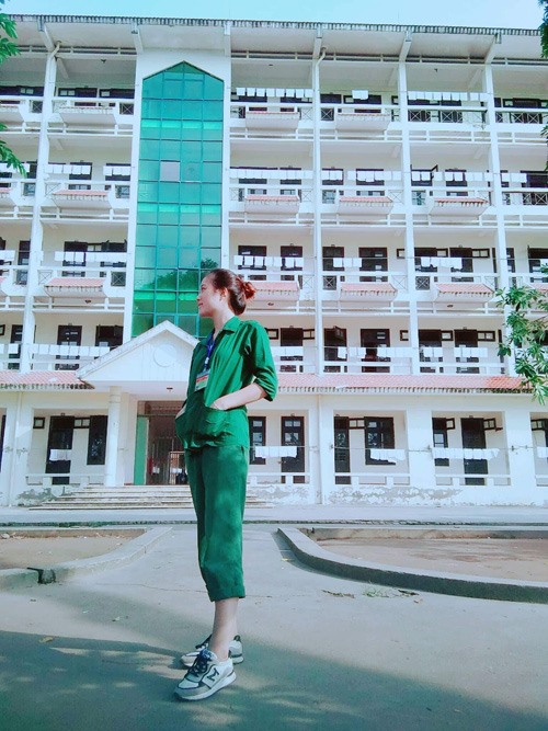 Vẻ đẹp con gái xứ Thanh duyên dáng đầy bản lĩnh