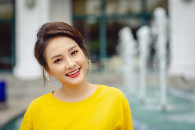 Phong cách mặc nữ tính của diễn viên Bảo Thanh