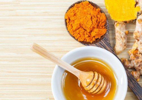 Những công dụng tuyệt vời của tinh bột nghệ mật ong