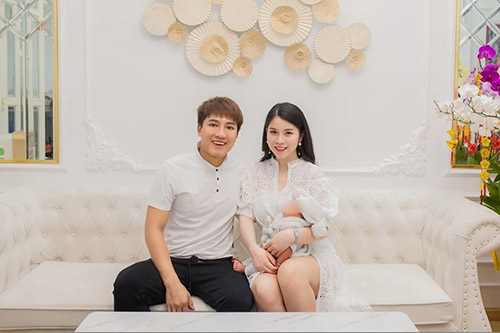 Châu Khải Phong 'lên tiếng' khị bị tố bạc bẽo bỏ rơi vợ con