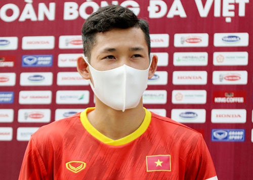 Tiền vệ trẻ Hải Long về nhất bài thể lực